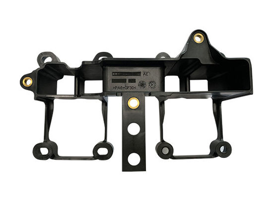 Un buen precio. Molde de inyección de plástico para electrodomésticos Partes de plástico con inserciones Material PP Negro en línea