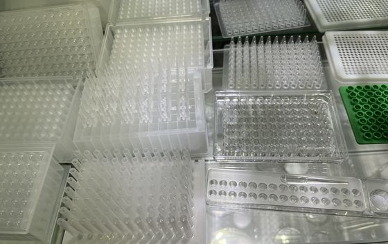 Laboratorio de plástico goteador pipeta molde de múltiples cavidades dispositivo médico de inyección moldeo de inyección de plástico moldeo de Europa
